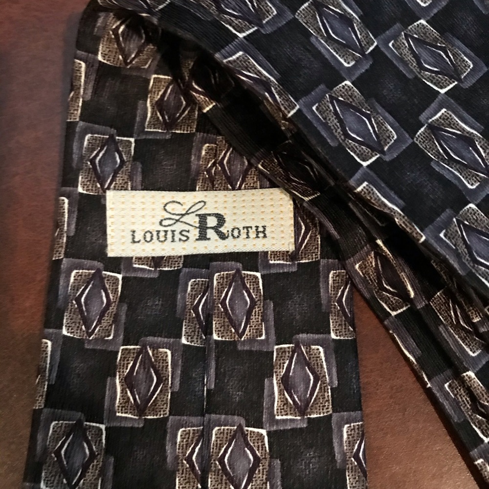 Men’s Tie - Picture 2 of 2